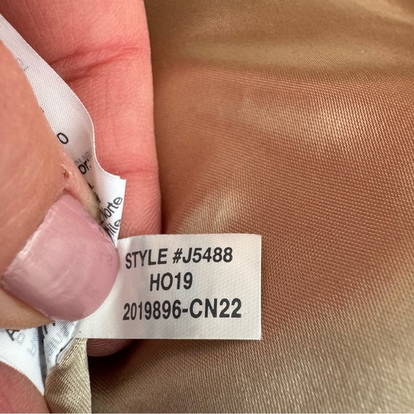 NWOT! Rare! Chateau parka in Italian stadium-cloth wool with Removable Fur Trim - Picture 3 of 11